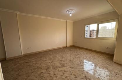 شقة - 3 غرف نوم - 2 حمامات للايجار في محور 26 يوليو - المهندسين - الجيزة