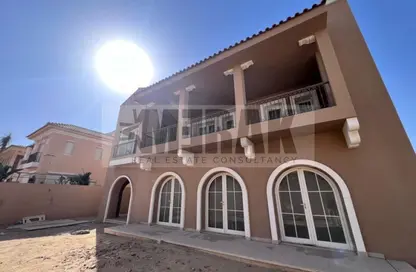 Villa - 6 Bedrooms - 4 Bathrooms for sale in The Residences - Hyde Park - New Cairo City - Cairo