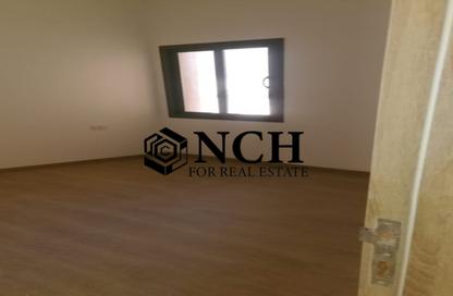 شقة - 3 غرف نوم - 2 حمامات للايجار في مون ريزيدنس - فيفث سكوير - التجمع الخامس - مدينة القاهرة الجديدة - القاهرة