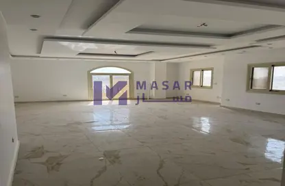 Apartment - 3 Bedrooms - 3 Bathrooms for sale in South Lotus - El Lotus - New Cairo City - Cairo