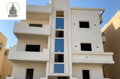 Apartment - 2 Bedrooms - 2 Bathrooms for sale in South Investors Area - New Cairo City - Cairo
