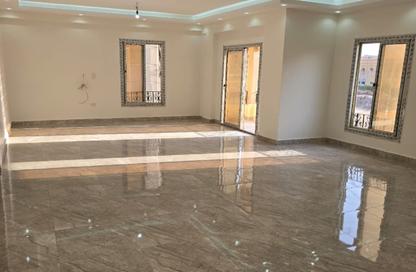 Apartment - 3 Bedrooms - 2 Bathrooms for rent in Al Gezira St. - South Investors Area - New Cairo City - Cairo
