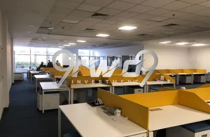 مساحات مكتبية - استوديو - 2 حمامات للايجار في شارع مجمع البنوك - شارع التسعين الجنوبي - التجمع الخامس - مدينة القاهرة الجديدة - القاهرة