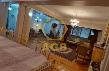Apartment - 3 Bedrooms - 2 Bathrooms for sale in Taha Hussein St. - Zamalek - Cairo
