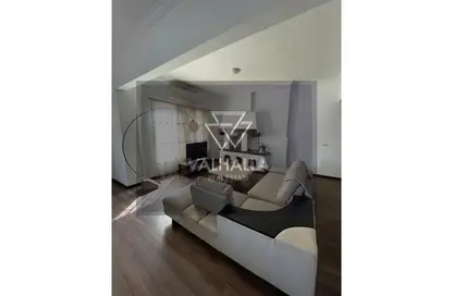 شقة - 2 غرف نوم - 2 حمامات للايجار في شارع محمد مظهر - الزمالك - القاهرة