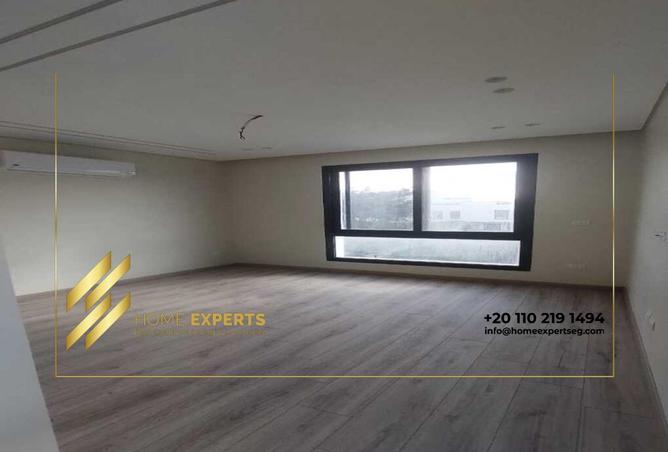 8373552 - Property Image 3