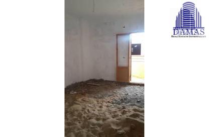 Apartment - 2 Bedrooms - 1 Bathroom for sale in Bait Alwatan - The 5th Settlement - New Cairo City - Cairo
