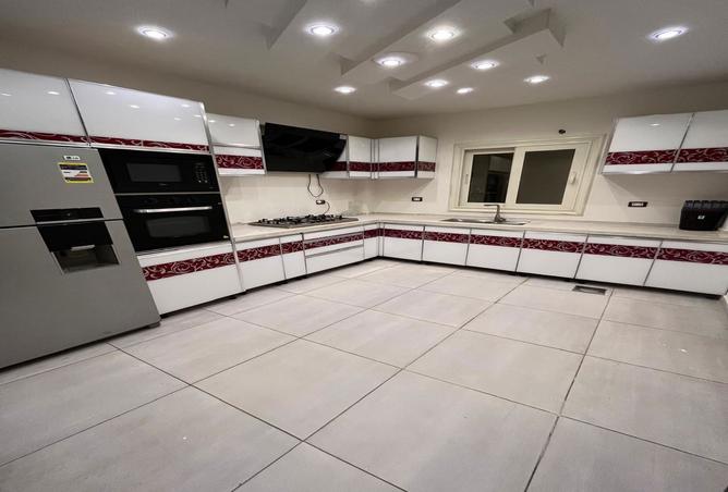 7988848 - Property Image 3