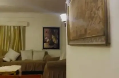 شقة - 3 غرف نوم - 2 حمامات للايجار في شارع عبد المنعم رياض - المهندسين - الجيزة