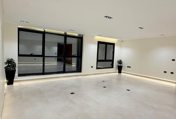 8223155 - Property Main Image