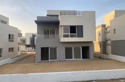 Villa - 5 Bedrooms - 5 Bathrooms for sale in Hyde Park - 5th Settlement Compounds - The 5th Settlement - New Cairo City - Cairo