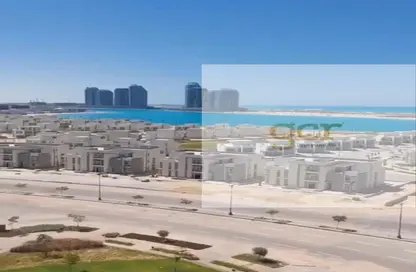 شقق فندقية - 4 غرف نوم - 3 حمامات للبيع في نورث ايدج تاورز - مدينة العلمين الجديدة - العلمين - الساحل الشمالي