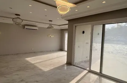 Townhouse - 4 Bedrooms - 4 Bathrooms for sale in Hyde Park - New Cairo City - Cairo
