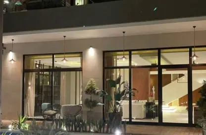 فيلا - 4 غرف نوم - 4 حمامات للبيع في إيفوار - الشيخ زايد - الجيزة