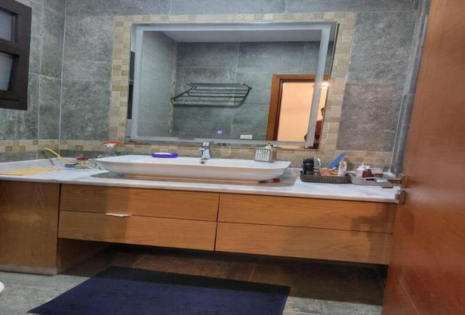 8233985 - صورة العقار 3