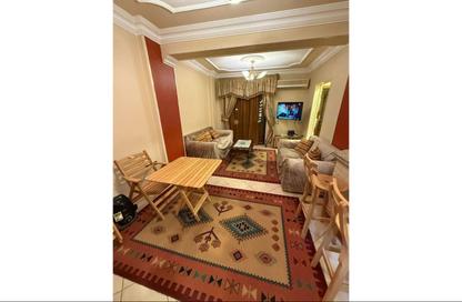 Apartment - 2 Bedrooms - 1 Bathroom for rent in Tabarak - Zahraa El Maadi - Hay El Maadi - Cairo
