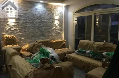 Apartment - 2 Bedrooms - 2 Bathrooms for sale in Stone Residence - 5th Settlement Compounds - The 5th Settlement - New Cairo City - Cairo