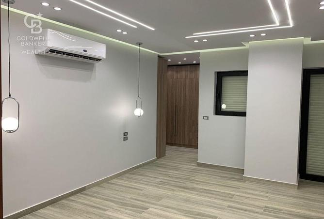 8215005 - Property Image 3