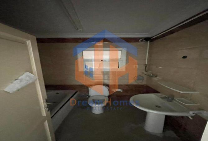 8208586 - Property Main Image