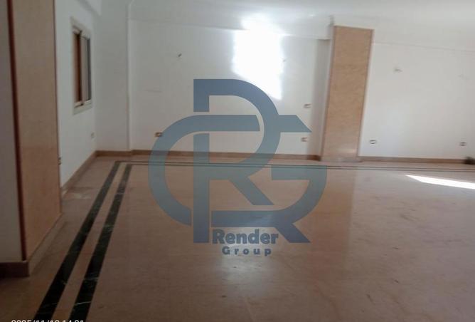 8333679 - Property Image 2