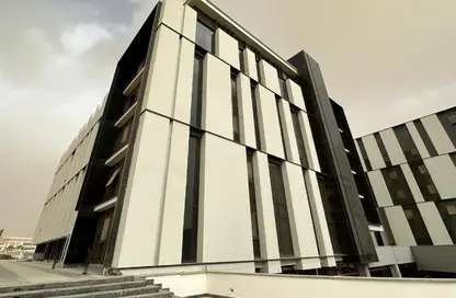 مساحات مكتبية - استوديو - 2 حمامات للبيع في مول هايد بارك بيزنس - شارع التسعين الجنوبي - التجمع الخامس - مدينة القاهرة الجديدة - القاهرة