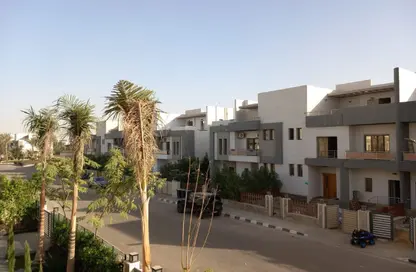 فيلا - 5 غرف نوم - 5 حمامات للبيع في مدينة وصال - كمبوندات الشروق - مدينة الشروق - القاهرة