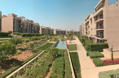 Apartment - 2 Bedrooms - 2 Bathrooms for sale in Moon Residences - Fifth Square - The 5th Settlement - New Cairo City - Cairo