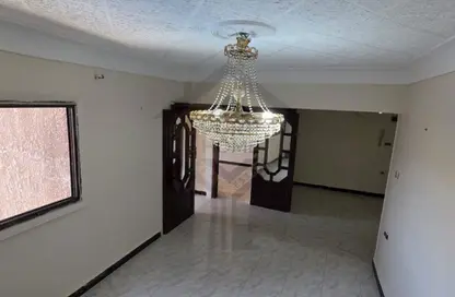 Apartment - 3 Bedrooms - 1 Bathroom for sale in Abd Al Fattah El Taweel St. - Fleming - Hay Sharq - Alexandria