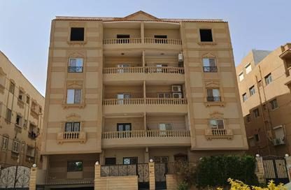 Apartment - 3 Bedrooms - 1 Bathroom for sale in 2nd Neighborhood - 5th Area - Shorouk City - Cairo