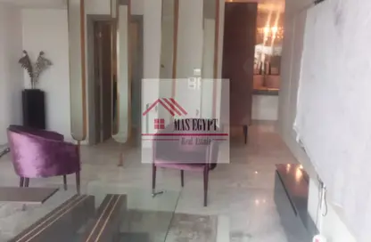 Apartment - 3 Bedrooms - 3 Bathrooms for sale in Nile St. - Dokki - Giza