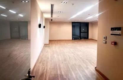 Office Space - Studio for sale in Hyde Park Business District Mall - South Teseen St. - The 5th Settlement - New Cairo City - Cairo