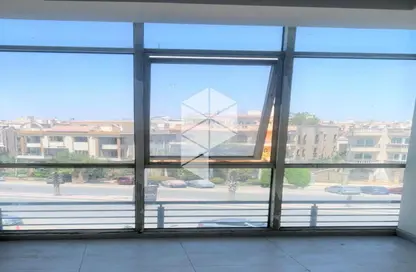 عيادة - استوديو - 1 حمام للايجار في اليجانتري - الحي الاول - التجمع الخامس - مدينة القاهرة الجديدة - القاهرة