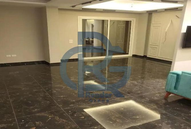 8326077 - Property Image 3