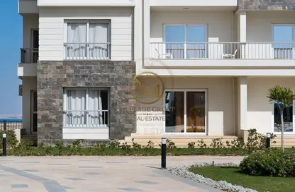 Chalet - 2 Bedrooms - 2 Bathrooms for sale in Sea View - Ras Al Hekma - North Coast
