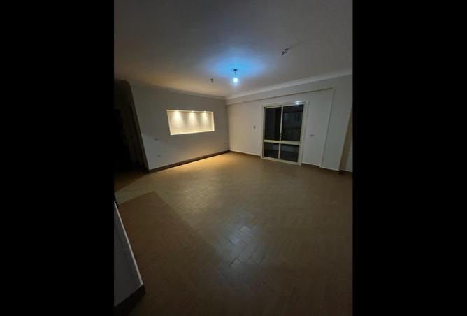 7912389 - Property Image 2