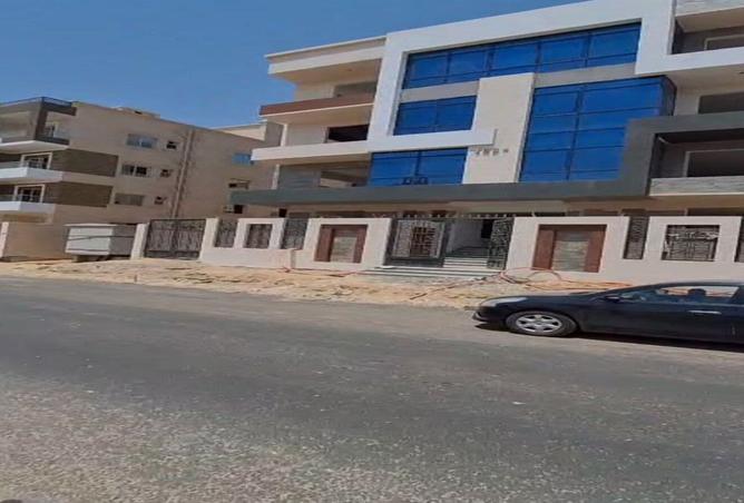 8329986 - Property Image 2