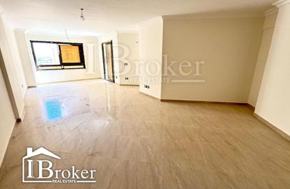 Apartment - 3 Bedrooms - 3 Bathrooms for rent in Valore Antoniades - Smouha - Hay Sharq - Alexandria