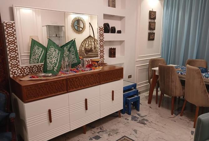 8125700 - Property Image 3