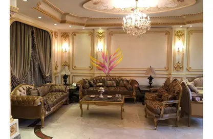 Villa - 4 Bedrooms - 4 Bathrooms for sale in Royal City - Sheikh Zayed Compounds - Sheikh Zayed City - Giza