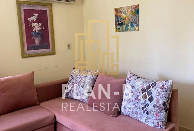 8303060 - Property Image 2