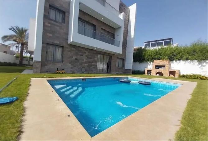 8179190 - Property Image 2