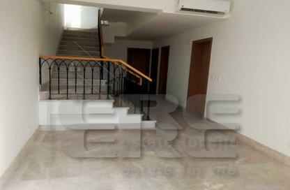 منزل مزدوج - 3 غرف نوم - 3 حمامات للايجار في ستريت اوف دريمز - اب تاون كايرو - المقطم - القاهرة