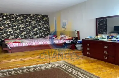 Apartment - 3 Bedrooms - 2 Bathrooms for sale in Cornish El Nile St. - Maadi - Hay El Maadi - Cairo