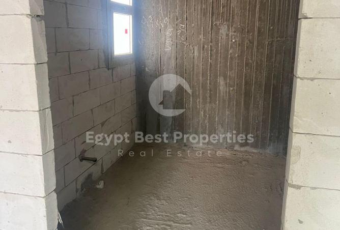 8180265 - Property Image 3