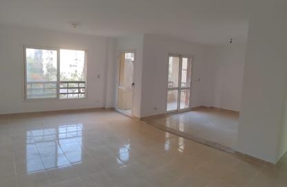 Apartment - 2 Bedrooms - 2 Bathrooms for rent in Madinaty - Cairo