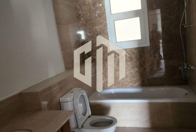 8083351 - Property Image 3