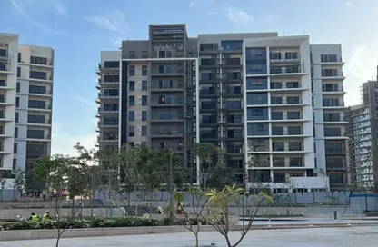 Apartment - 2 Bedrooms - 2 Bathrooms for sale in Park Side Residence - Zed Towers - Sheikh Zayed Compounds - Sheikh Zayed City - Giza