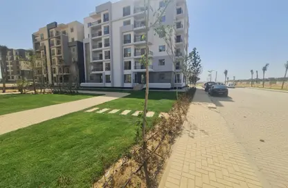 Apartment - 3 Bedrooms - 4 Bathrooms for sale in Village West - Sheikh Zayed Compounds - Sheikh Zayed City - Giza