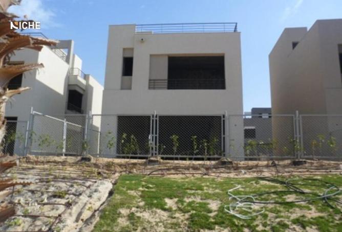 8044056 - Property Image 2
