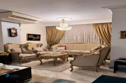 شقة - 3 غرف نوم - 2 حمامات للبيع في شارع ابو بكر الصديق - الرحاب المرحلة الثانية - الرحاب - مدينة القاهرة الجديدة - القاهرة